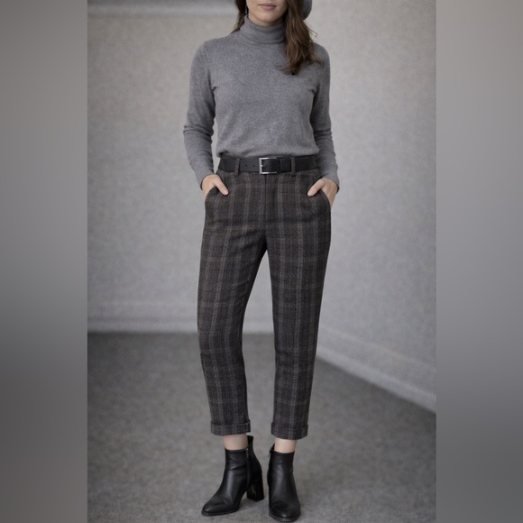 Source Unknown Pants - Gray Plaid Cropped Pants size small